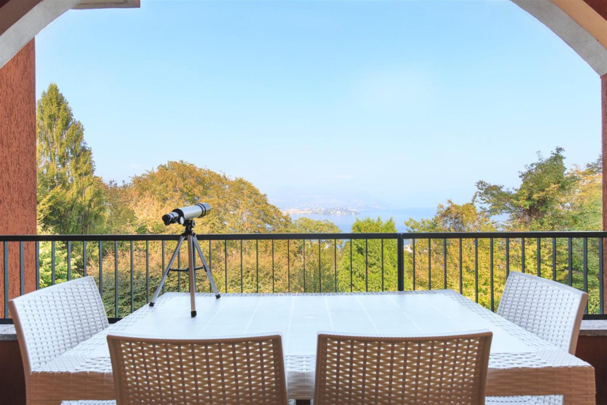 La Tana del Lupo Stresa Exterior foto